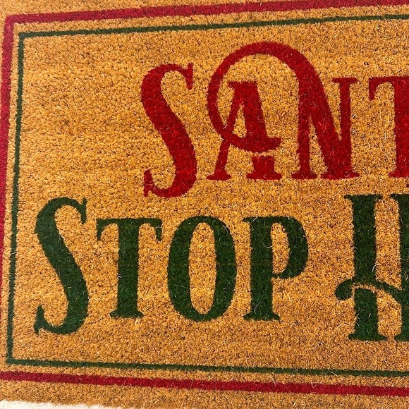 NWT Santa’s Workshop “Santa Stop Here” Coir Rubber Backed Christmas Door Mat - Picture 2 of 4